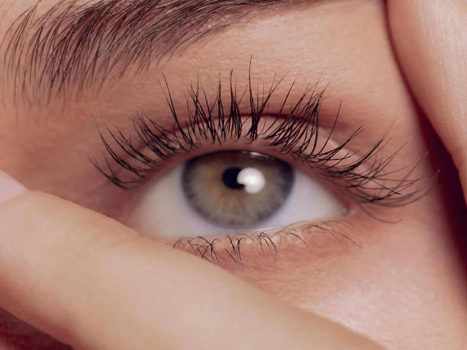 Castor Oil vs. Lash Serum for Lash Health